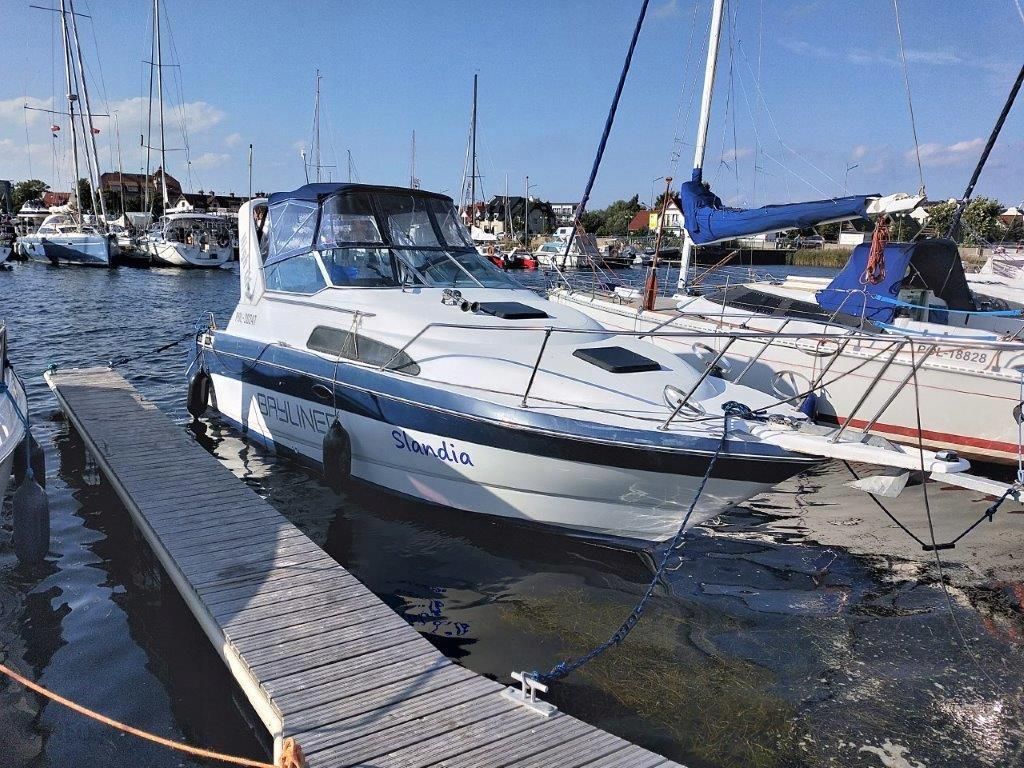 i-bayliner-2755-ciera-5-7-v8-motorowka